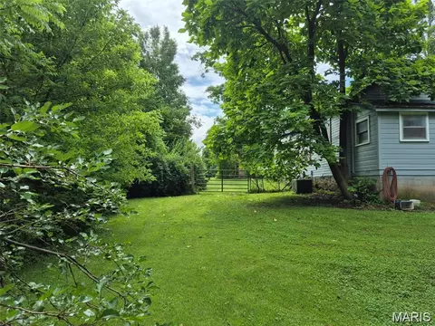 Exterior - 111 S College St, Arcadia, MO 63621 photo 11 of 11