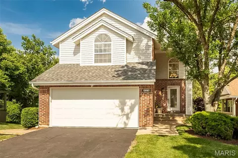 13067 Midfield Ter, Saint Louis, MO 63146