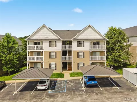 Exterior - 5300 Spring River Dr, O'fallon, MO 63368 photo 4 of 15