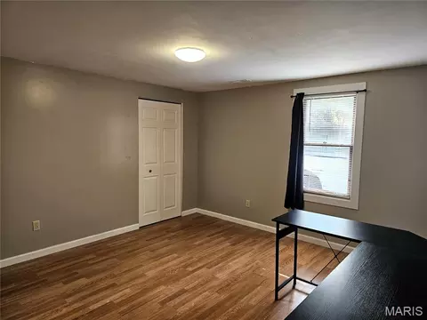 Bedroom - 120 E Warren St, Moweaqua, IL 62550 photo 2 of 2