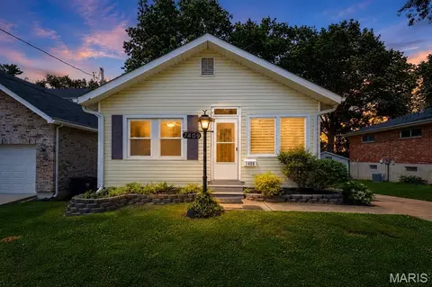 7409 Lansdowne Ave, Shrewsbury, MO 63119