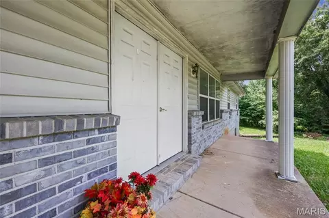 Exterior - 10058 Vineland Rd, Blackwell, MO 63626 photo 2 of 4