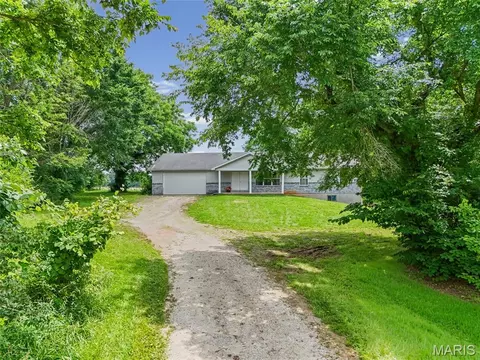 Exterior - 10058 Vineland Rd, Blackwell, MO 63626 photo 1 of 4