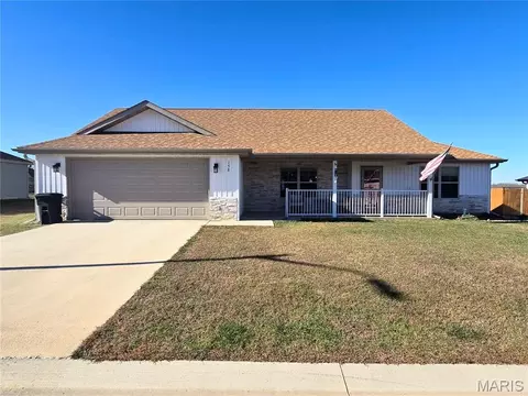 158 Mesa Dr, Waynesville, MO 65583