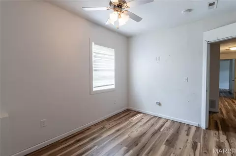 Bedroom - 24235 Thames Ln, Saint Robert, MO 65584 photo 5 of 7