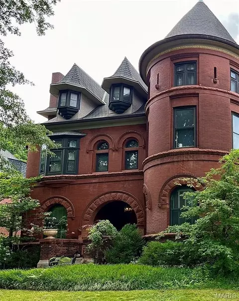 1605 Missouri Ave, Saint Louis, MO 63104