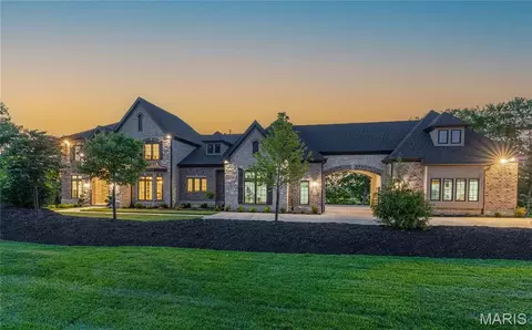 35 Tbb Grand Meridien Ct, Wildwood, MO 63005