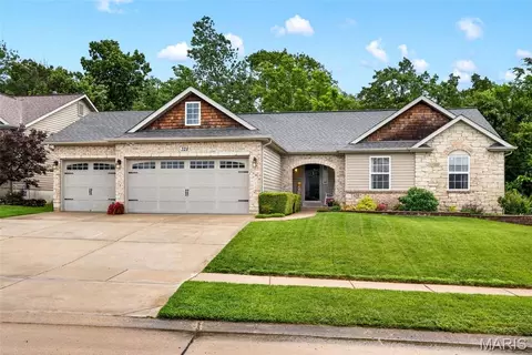 328 Vigilant St, Wentzville, MO 63385