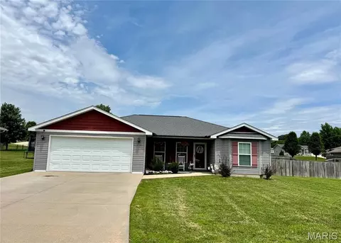 171 Red Hawk Rdg, Cape Girardeau, MO 63701