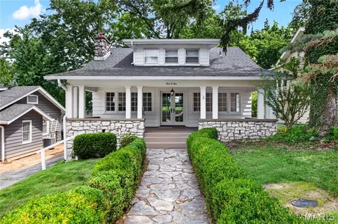 505 Cherry Ave, Webster Groves, MO 63119