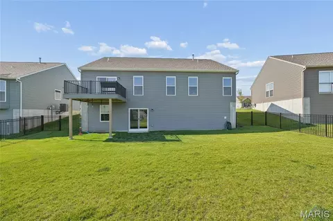 Exterior - 105 Yellowstone Dr, Troy, MO 63379 photo 3 of 4