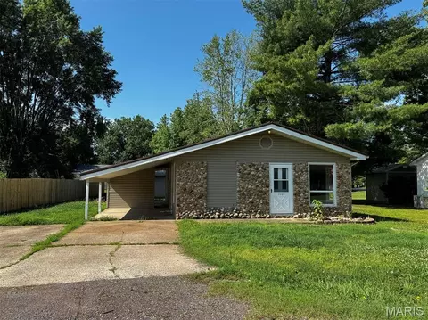 110 Navajo St, Piedmont, MO 63957