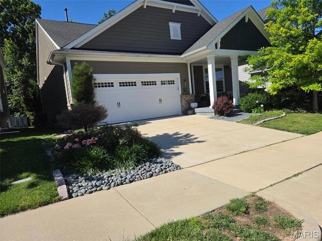 17108 Centaur Station Dr, Wildwood, MO 63040