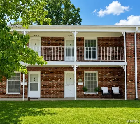 3132 Roger Williams Dr, Bridgeton, MO 63044