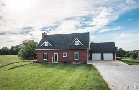 90 Jug Hollow Rd, Hardin, IL 62047