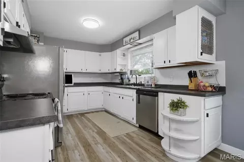Kitchen - 916 E 9th St, Rolla, MO 65401 photo 1 of 3