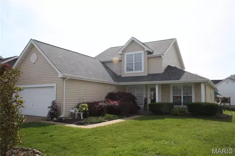 16337 Hampden Pl, Florissant, MO 63034