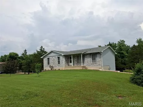 406 Chadrick Dr, Desloge, MO 63601