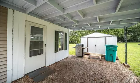 Exterior - 185 Kitchell Ave, Saint Clair, MO 63077 photo 3 of 10