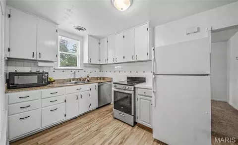Kitchen - 185 Kitchell Ave, Saint Clair, MO 63077 photo 1 of 2