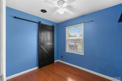 Bedroom - 2404 Meadowlane Dr, Mitchell, IL 62040 photo 2 of 2