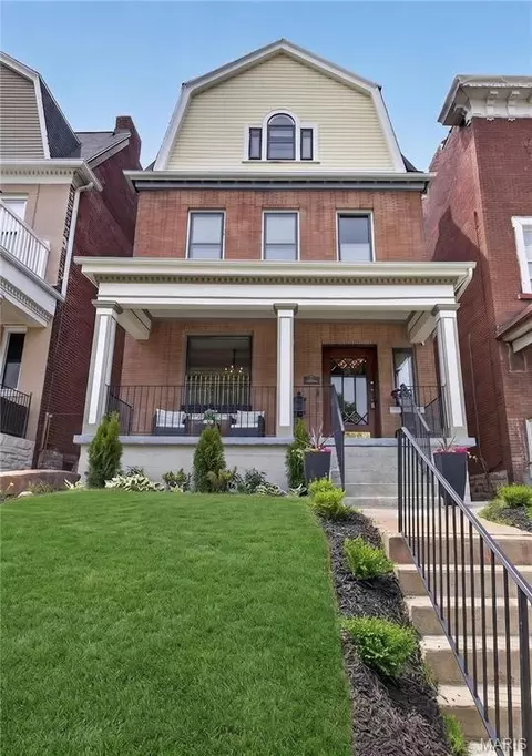 4546 Washington Blvd, Saint Louis, MO 63108