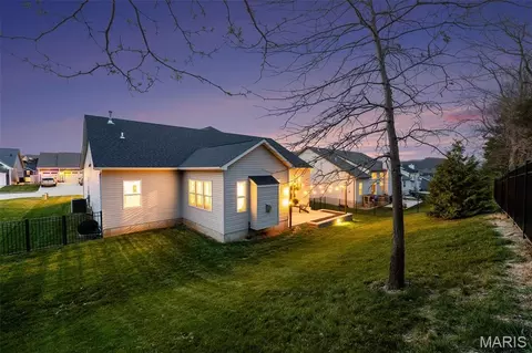 Exterior - 1074 Bloomfield Dr, Eureka, MO 63025 photo 12 of 19
