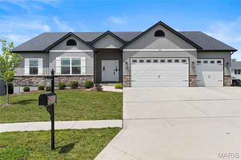 509 Spruce Hollow Ct, Wentzville, MO 63385