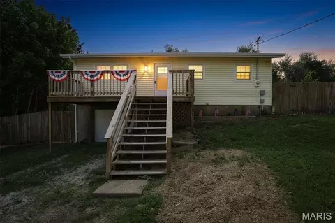 13071 Hencher Rd, De Soto, MO 63020