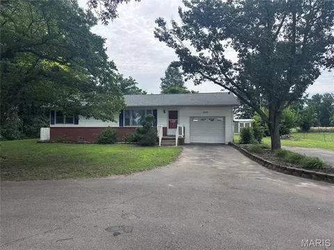 656 Millar Rd, East Prairie, MO 63845