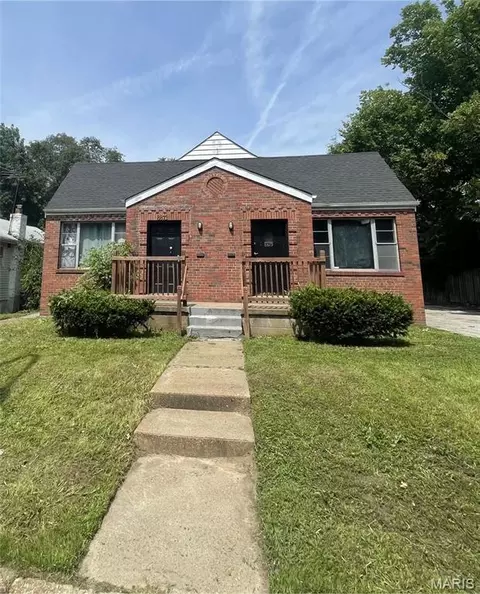 8873 Lowell St, Saint Louis, MO 63147