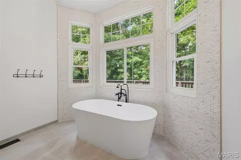 Bath - 3 Rainier Ct, O'fallon, MO 63366 photo 4 of 8