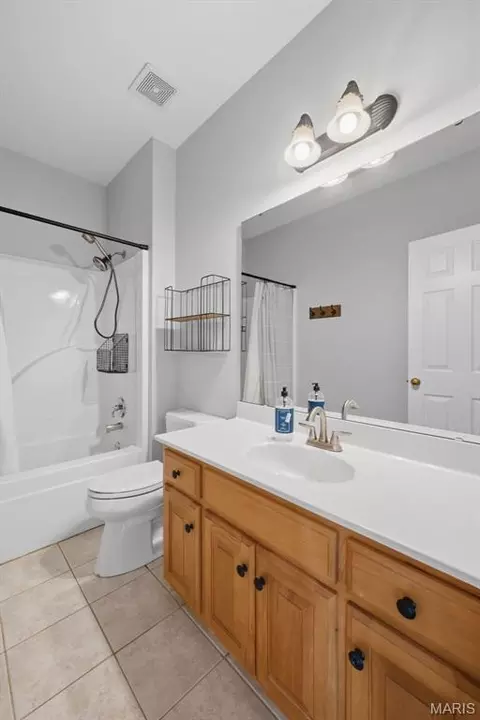 Bath - 3 Rainier Ct, O'fallon, MO 63366 photo 7 of 8