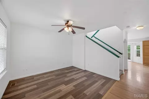 Living - 139 Kale Ct, Saint Robert, MO 65584 photo 1 of 2
