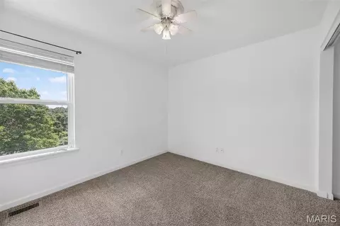 Bedroom - 139 Kale Ct, Saint Robert, MO 65584 photo 1 of 3