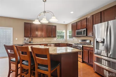 Kitchen - 965 Arbor Run Ct, Manchester, MO 63021 photo 2 of 2