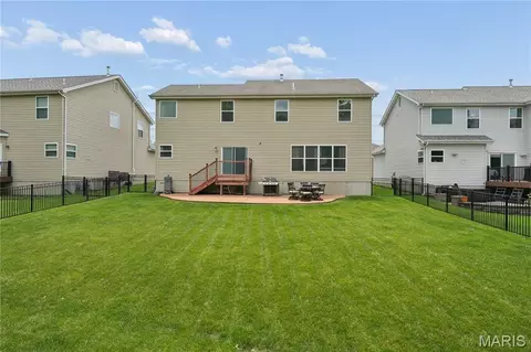 Exterior - 965 Arbor Run Ct, Manchester, MO 63021 photo 3 of 5