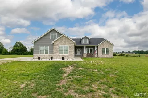 22845 Jewell Lynn Ct #13, Warrenton, MO 63383