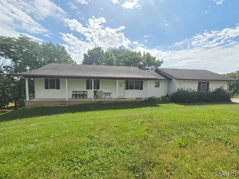 1210 White St, Canton, MO 63435