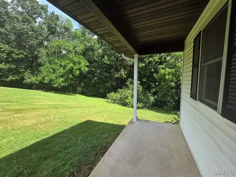 Exterior - 1210 White St, Canton, MO 63435 photo 4 of 7