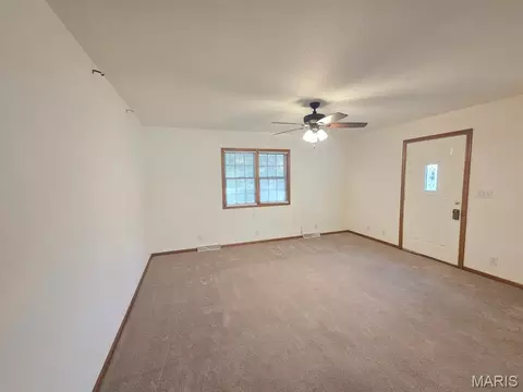 Living - 1210 White St, Canton, MO 63435 photo 5 of 6