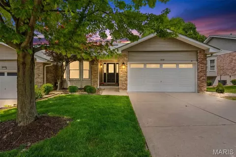 3034 Oakmont Ct #10A, Saint Charles, MO 63301