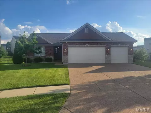 708 Bellingrath Gardens Ct, Wentzville, MO 63385