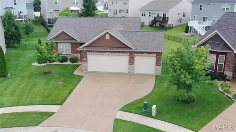 708 Bellingrath Gardens Ct, Wentzville, MO 63385