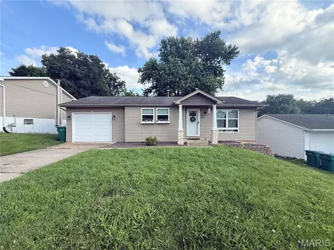 612 Banks Dr, Pevely, MO 63070