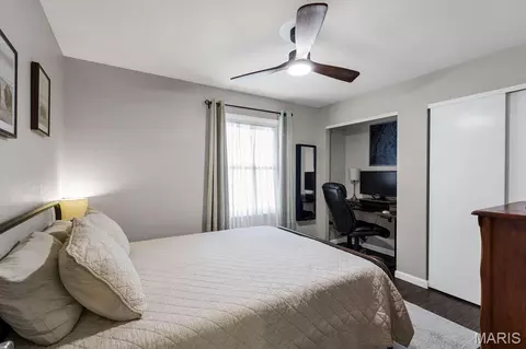 Bedroom - 406 Palermo Dr, Ballwin, MO 63021 photo 3 of 4