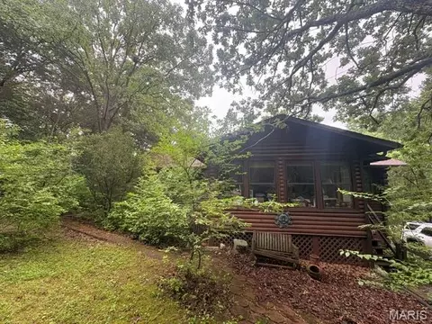 9707 Ash Dr, Hillsboro, MO 63050