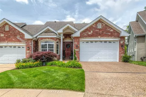 168 Woodland Place Ct, Saint Charles, MO 63303
