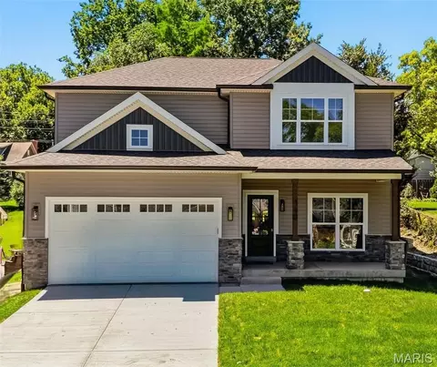 140 W Sarah Ave, Kirkwood, MO 63122