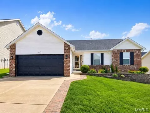 2413 Rosswood Ln, Arnold, MO 63010